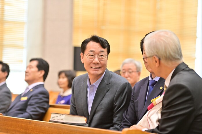 정명근 화성특례시장, “부활의 기쁨이...